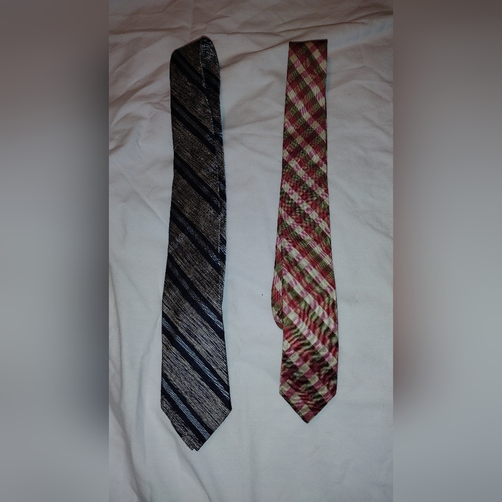 Pair 2 Vintage Thai Silk skinny ties 60's Mod